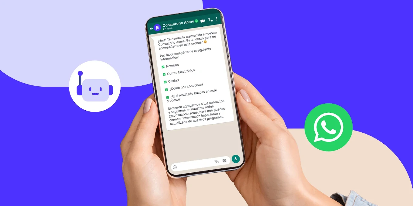 celular mostrando una conversación con un chatbot de whatsapp