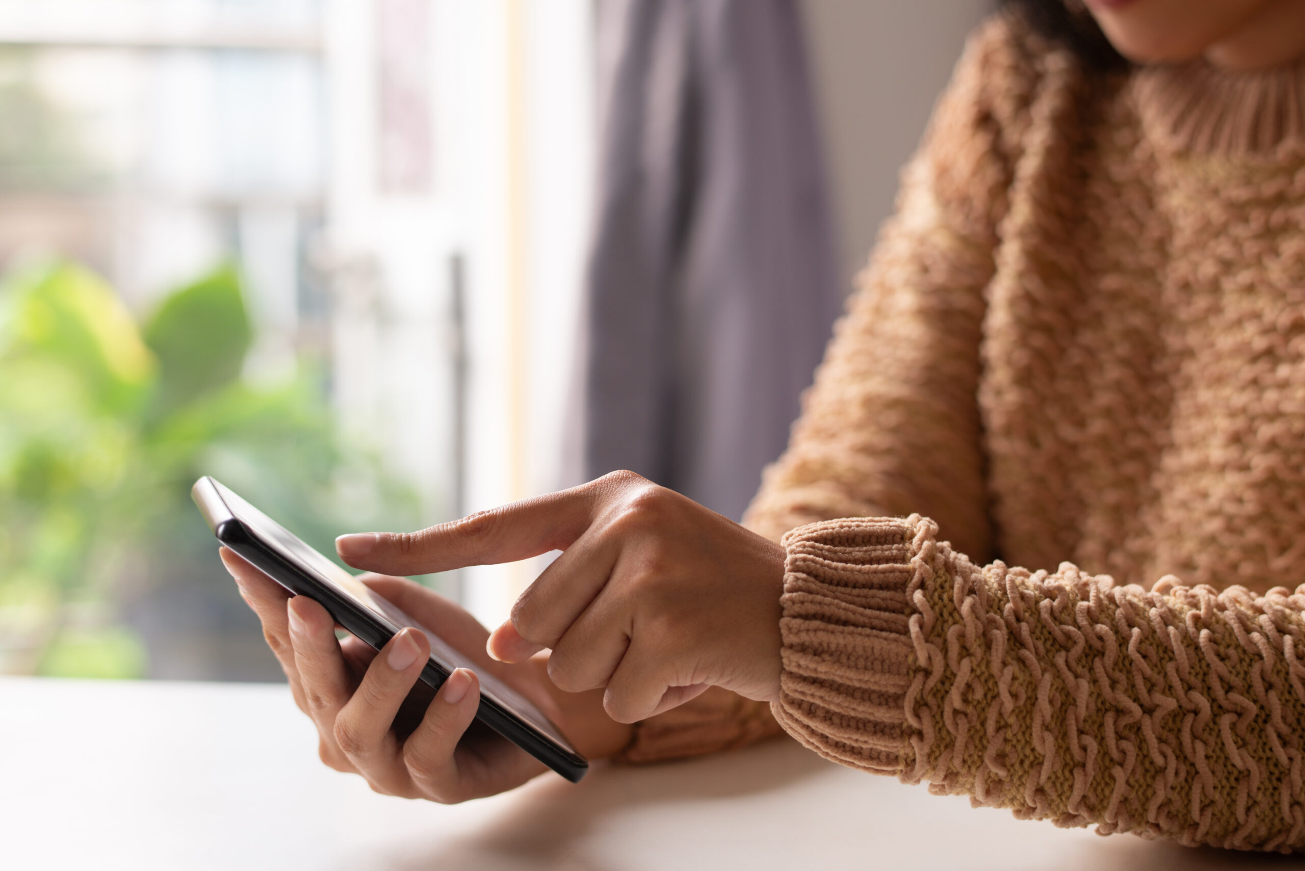 Comparativa entre WhatsApp Business y WhatsApp Business API para empresas